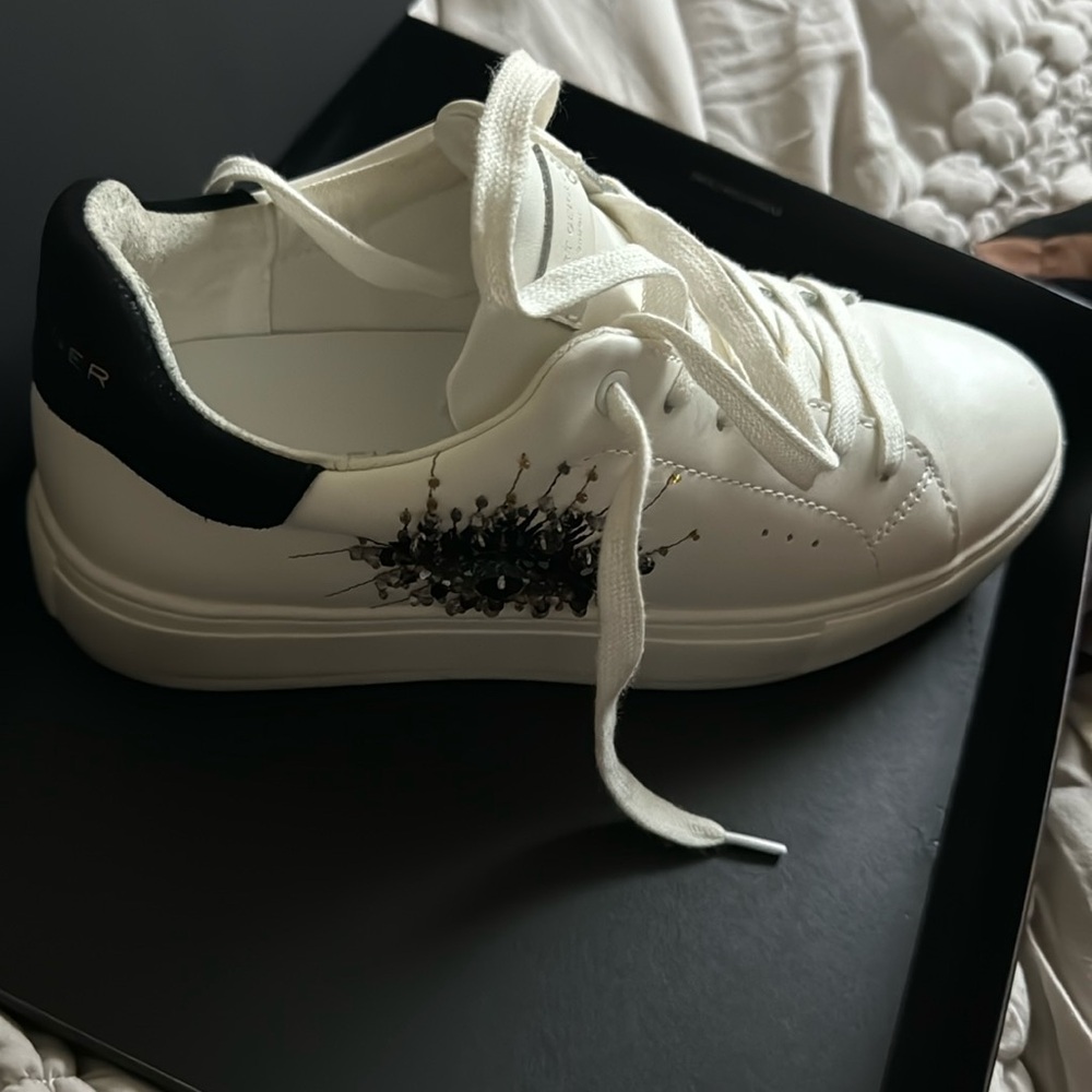 Laney Eye Lace -Up Sneakers
